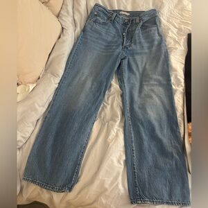 Levi's ribcage straight ankle blue jeans